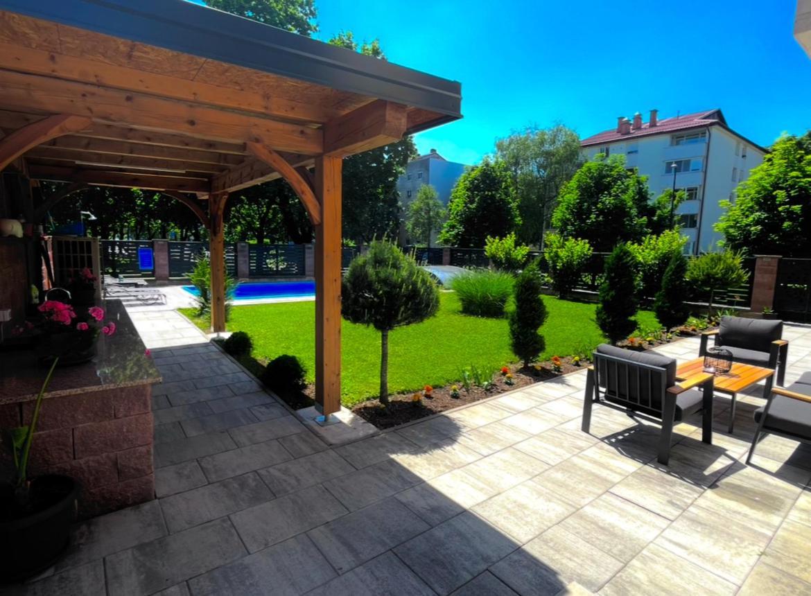 Villa Moste With Pool & Ev Station Ljubljana Exteriör bild